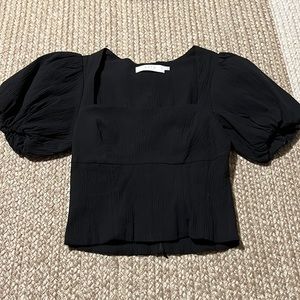 ASTR — Black Puff Sleeve Blouse